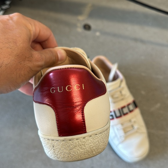 Women Gucci sneakers barely worn size 7 - Picture 2 of 6